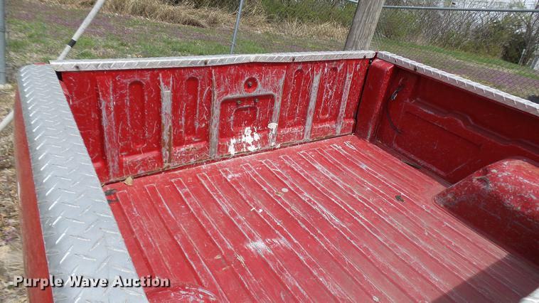 image for item DP9542 1998 GMC Sonoma SLS Ext. Cab pickup truck