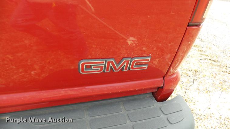 image for item DP9542 1998 GMC Sonoma SLS Ext. Cab pickup truck