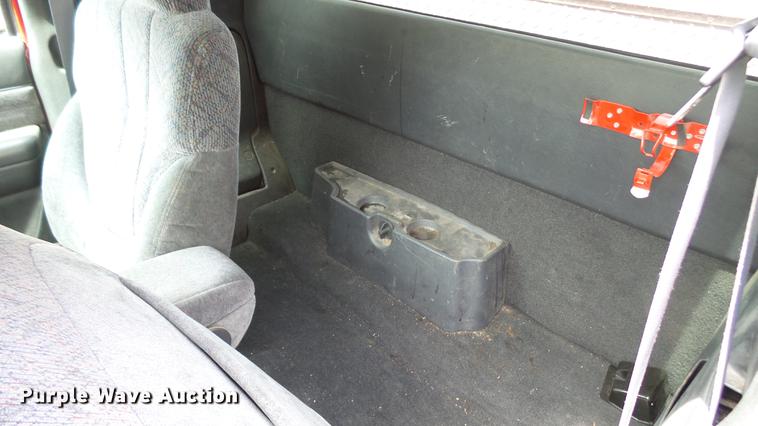 image for item DP9542 1998 GMC Sonoma SLS Ext. Cab pickup truck