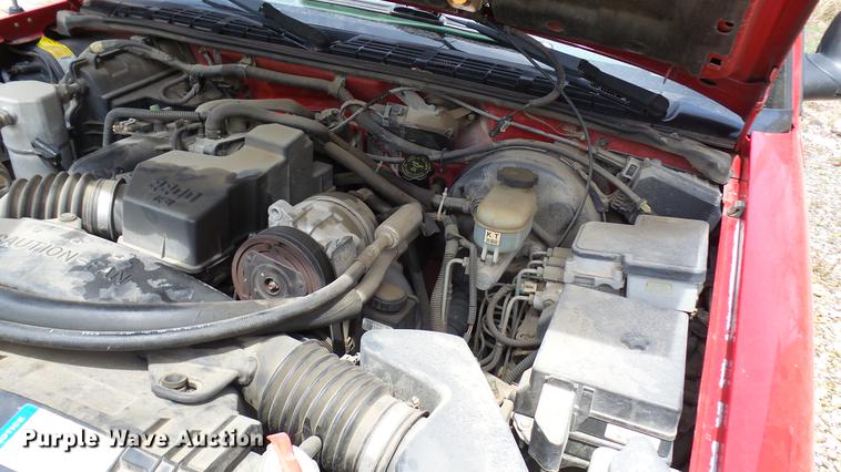 image for item DP9542 1998 GMC Sonoma SLS Ext. Cab pickup truck