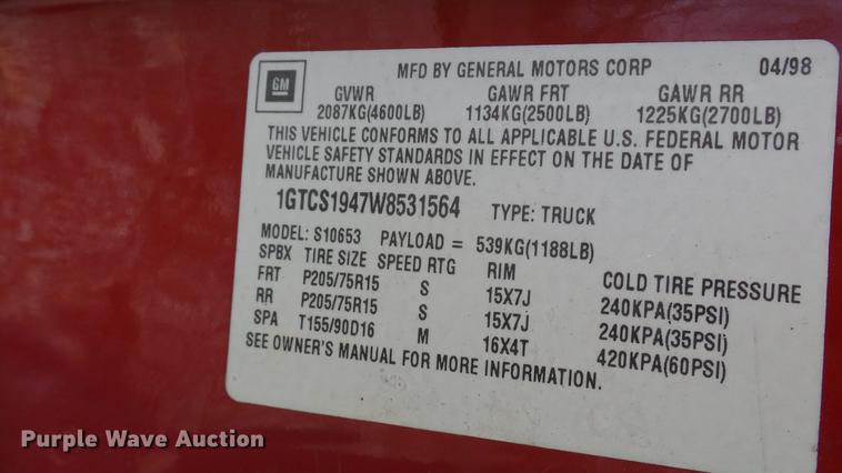 image for item DP9542 1998 GMC Sonoma SLS Ext. Cab pickup truck