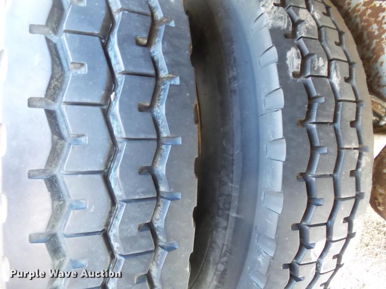 image for item DW9705 1987 Utility mobile shower van trailer