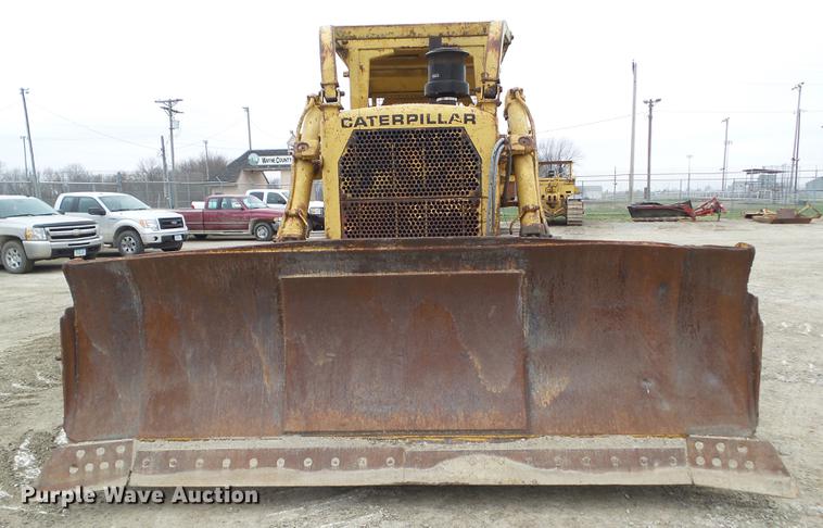 image for item DZ9318 1968 Caterpillar D8H dozer