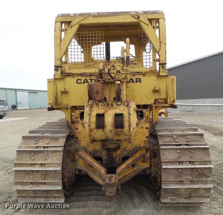 image for item DZ9318 1968 Caterpillar D8H dozer