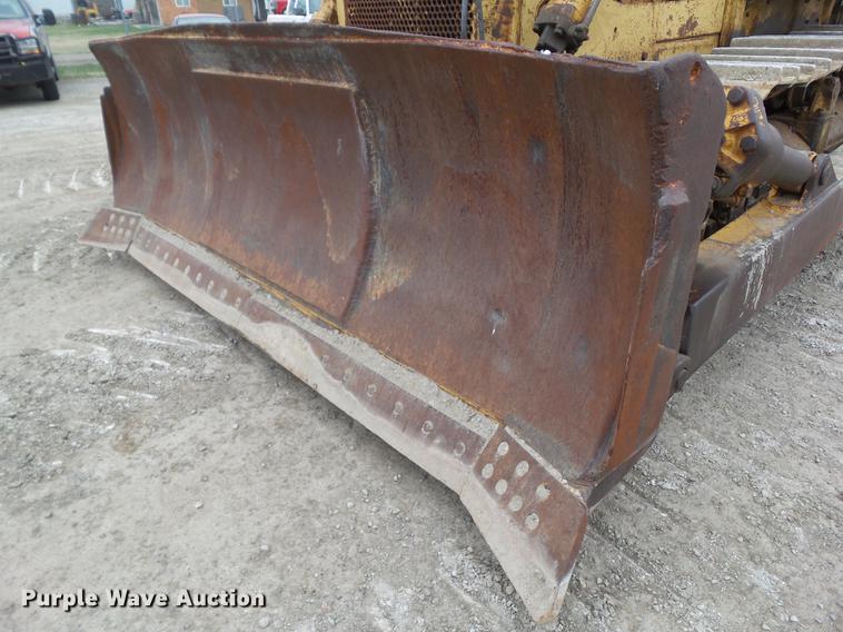 image for item DZ9318 1968 Caterpillar D8H dozer