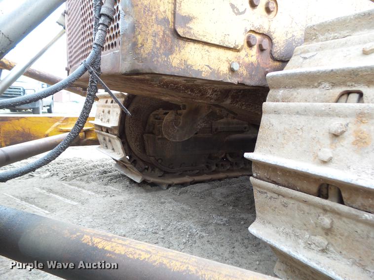 image for item DZ9318 1968 Caterpillar D8H dozer