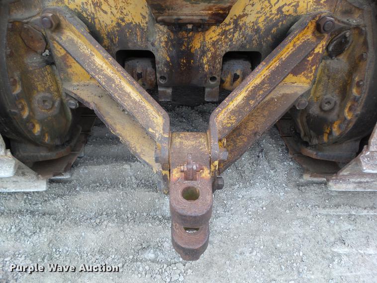 image for item DZ9318 1968 Caterpillar D8H dozer