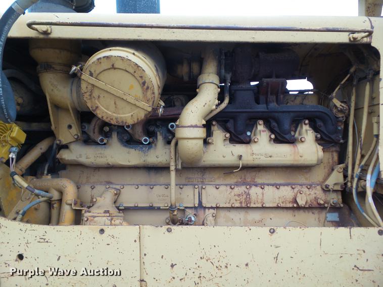 image for item DZ9319 1973 Caterpillar D8H crawler tractor