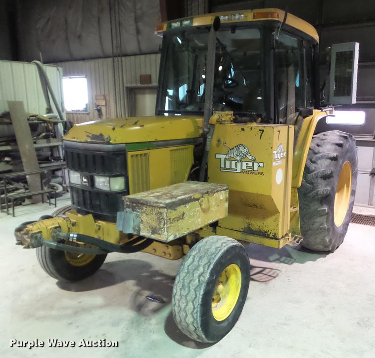 image for item DZ9322 1996 John Deere 6400 tractor
