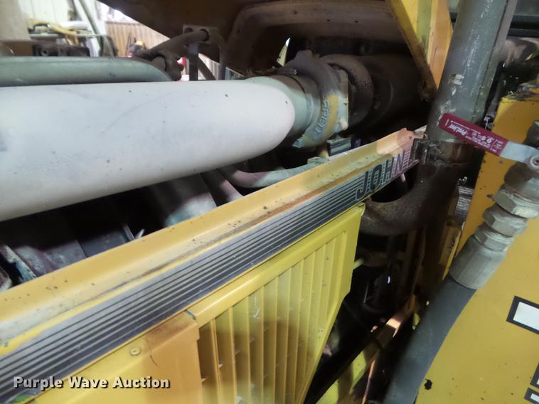 image for item DZ9322 1996 John Deere 6400 tractor