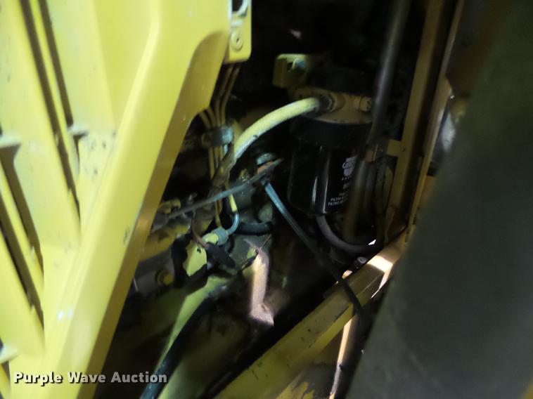 image for item DZ9322 1996 John Deere 6400 tractor