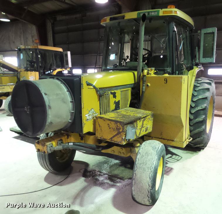 image for item DZ9323 1996 John Deere 6400 tractor