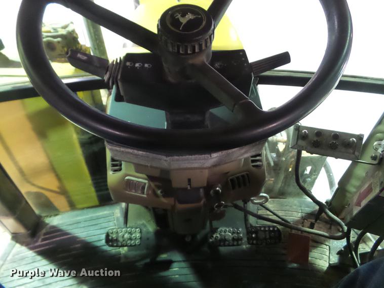 image for item DZ9323 1996 John Deere 6400 tractor