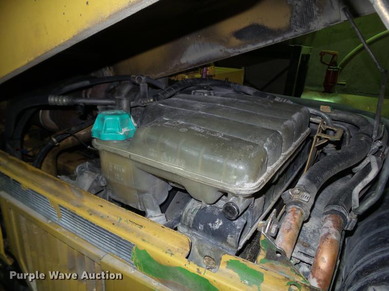 image for item DZ9323 1996 John Deere 6400 tractor