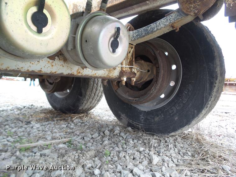 image for item DZ9324 2006 Trail King bottom dump trailer