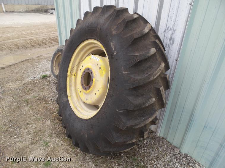 image for item DZ9326 (2) tires