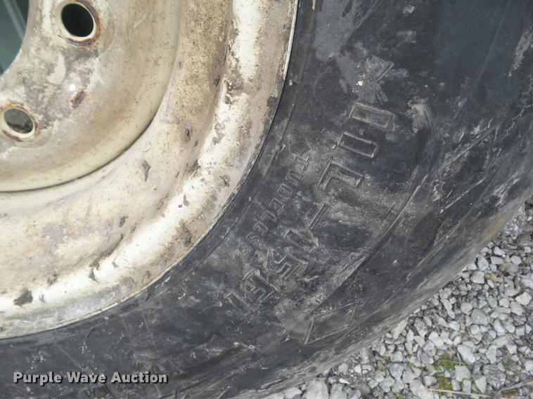 image for item DZ9326 (2) tires