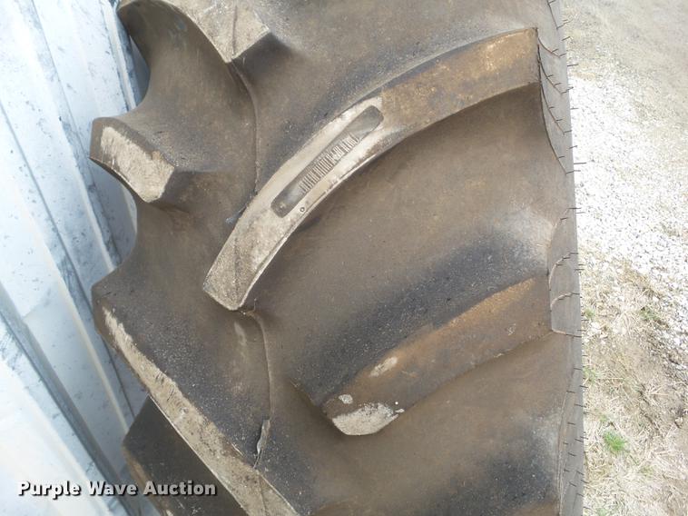 image for item DZ9326 (2) tires