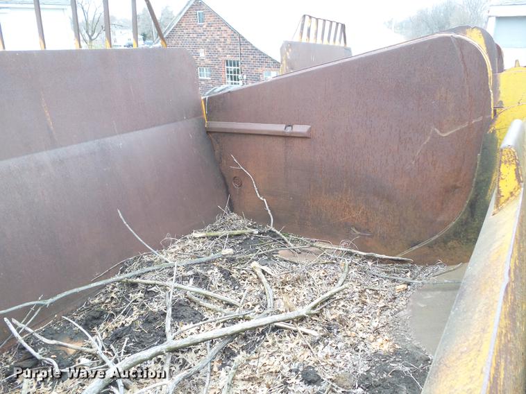 image for item DZ9327 1972 Caterpillar 435F scraper