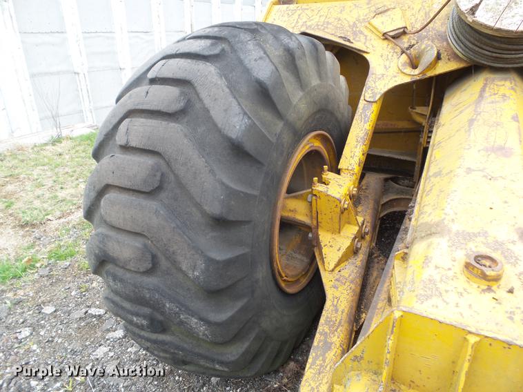 image for item DZ9328 Caterpillar 435F scraper