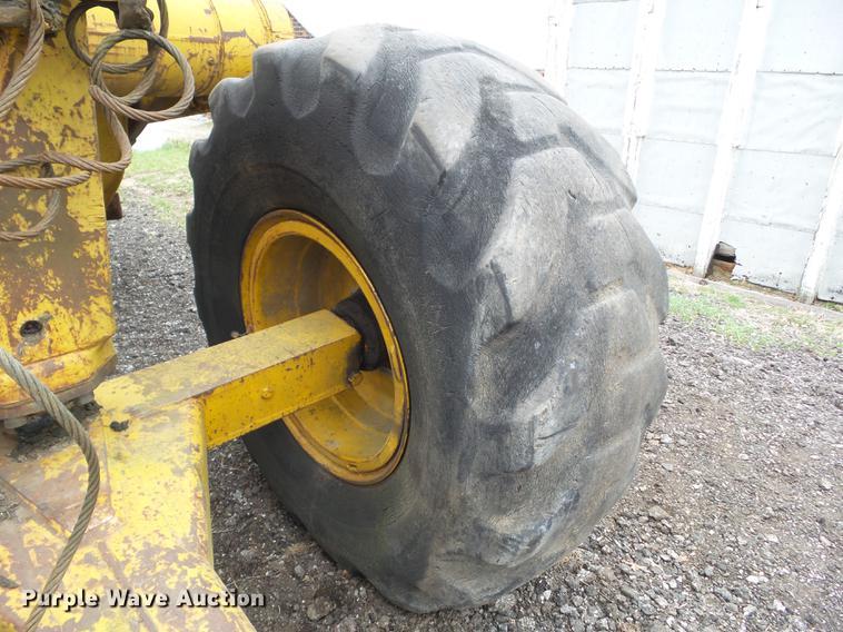 image for item DZ9328 Caterpillar 435F scraper