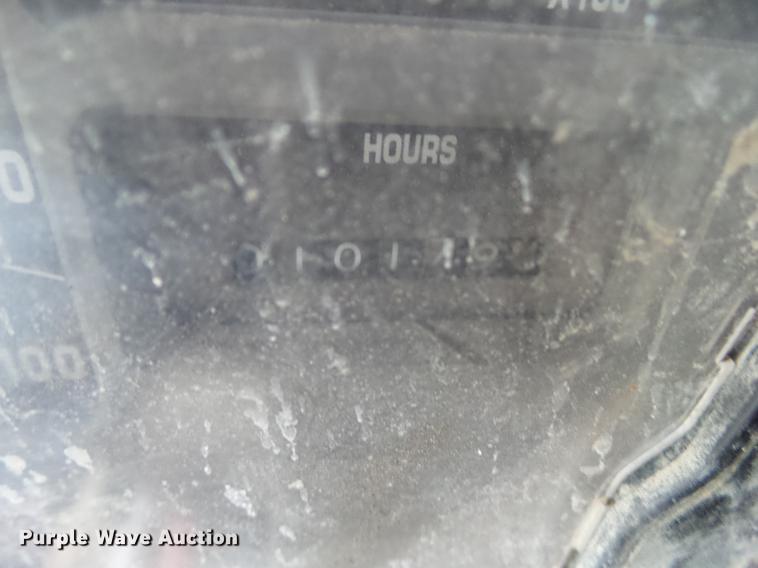 image for item DZ9330 1994 International 4900 dump truck