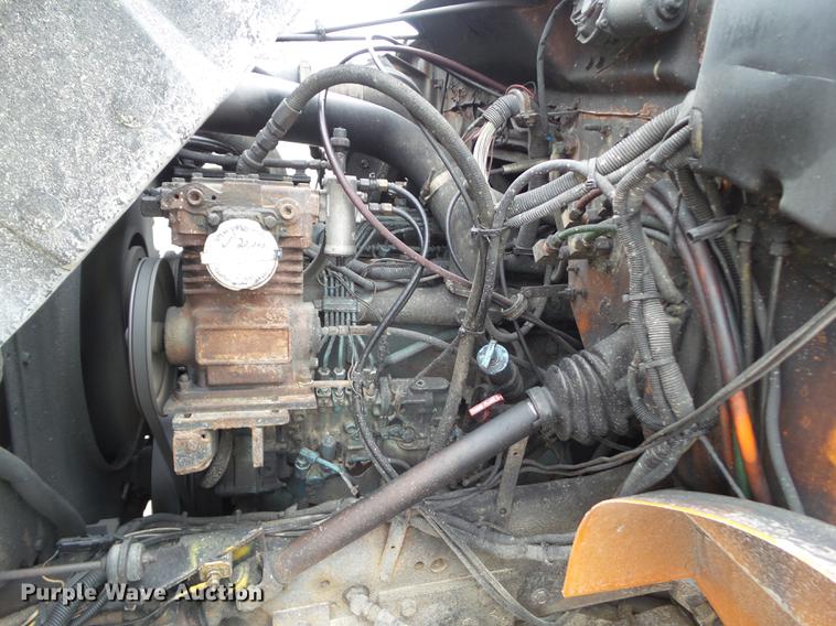 image for item DZ9330 1994 International 4900 dump truck