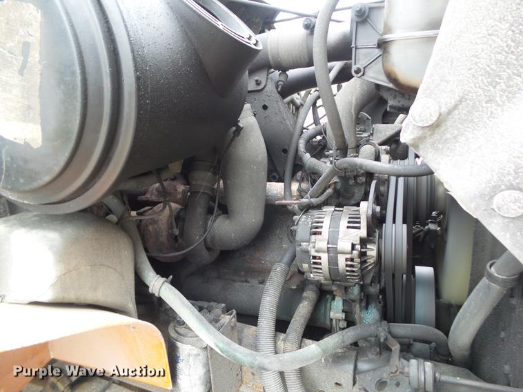 image for item DZ9330 1994 International 4900 dump truck