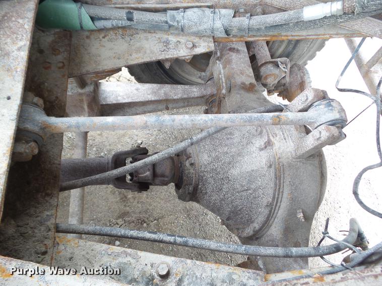 image for item DZ9330 1994 International 4900 dump truck