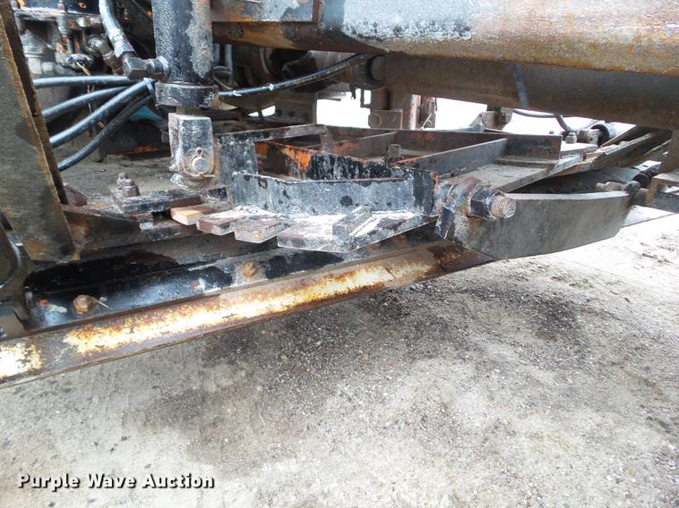 image for item DZ9330 1994 International 4900 dump truck