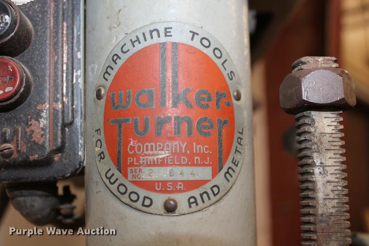 image for item DZ9864 Walker Turner drill press