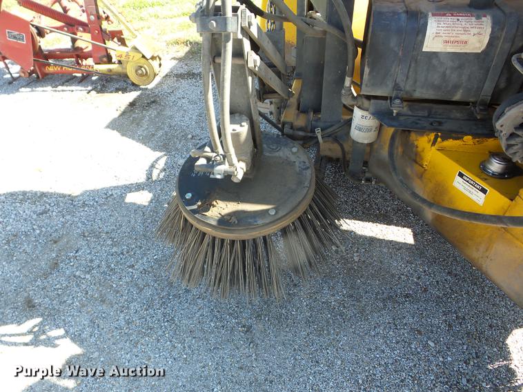image for item EI9789 1990 Sweepster TP60GED street sweeper