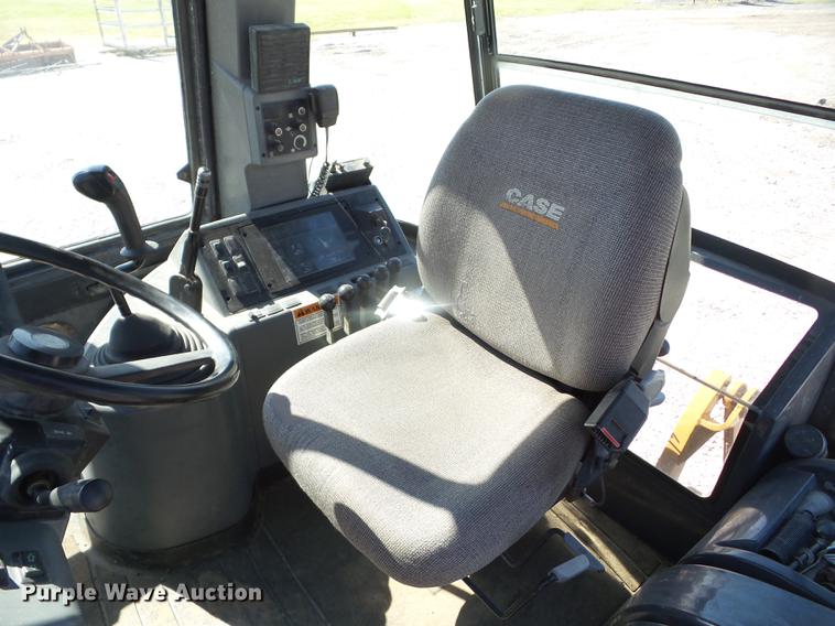 image for item EI9790 1996 Case 580L XT Series 2 landscape tractor