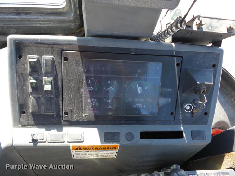 image for item EI9790 1996 Case 580L XT Series 2 landscape tractor