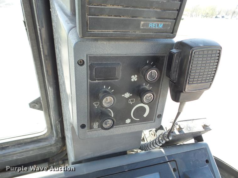 image for item EI9790 1996 Case 580L XT Series 2 landscape tractor