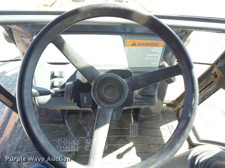 image for item EI9790 1996 Case 580L XT Series 2 landscape tractor