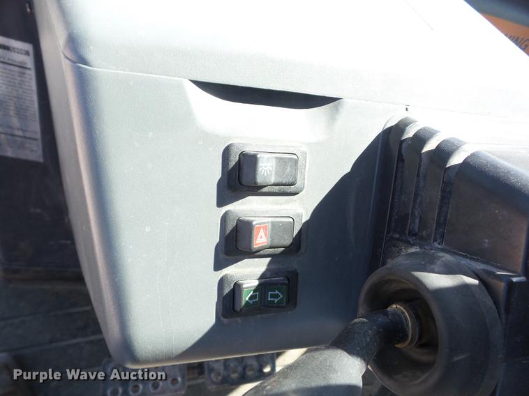 image for item EI9790 1996 Case 580L XT Series 2 landscape tractor