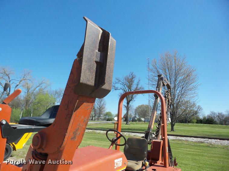 image for item EI9791 1997 Ditch Witch 5700 trencher