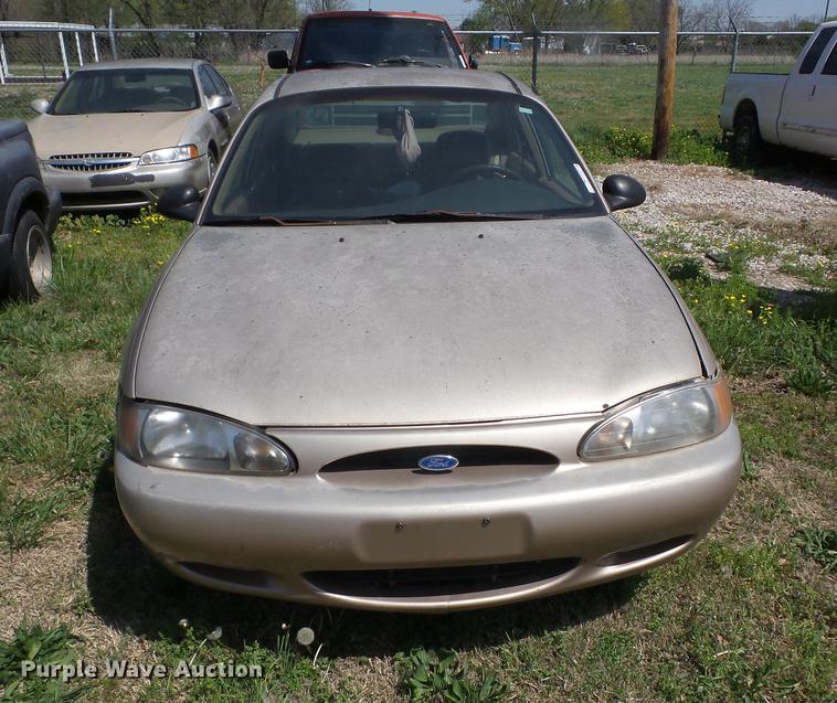 image for item EI9794 1997 Ford Escort LX