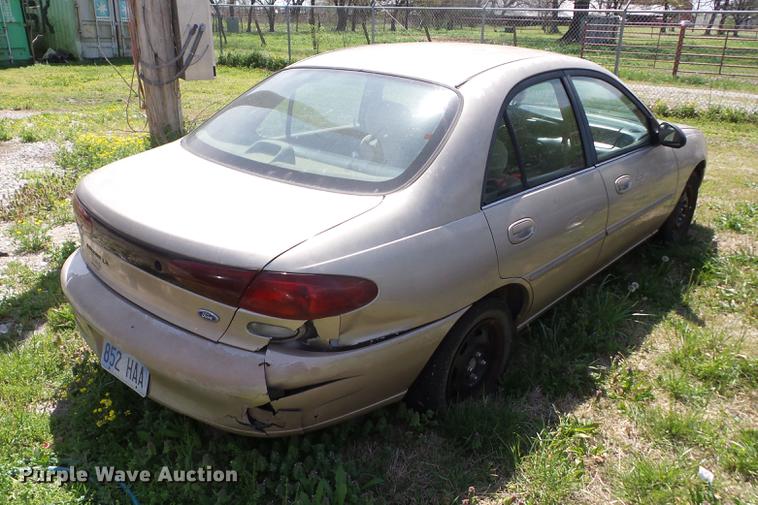 image for item EI9794 1997 Ford Escort LX