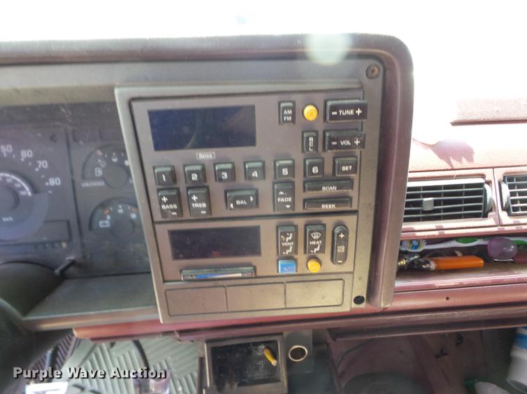 image for item EI9796 1989 Chevrolet 2500 pickup truck