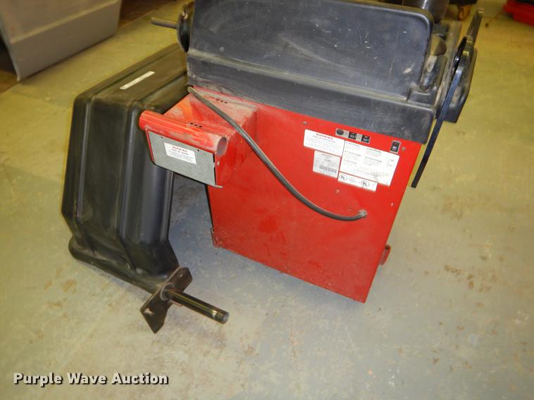 image for item EJ9997 Coats direct drive solid state wheel balancer