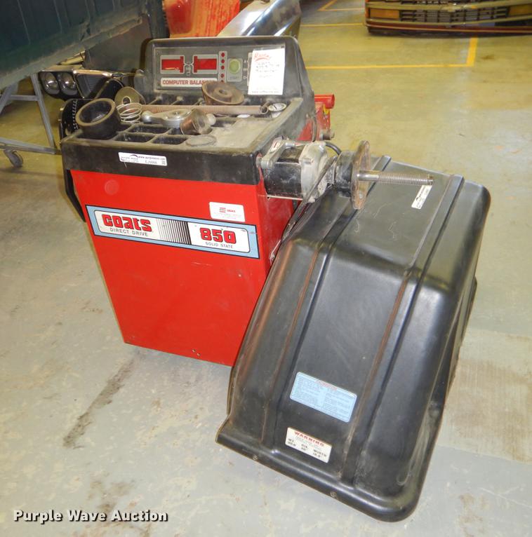 image for item EJ9997 Coats direct drive solid state wheel balancer