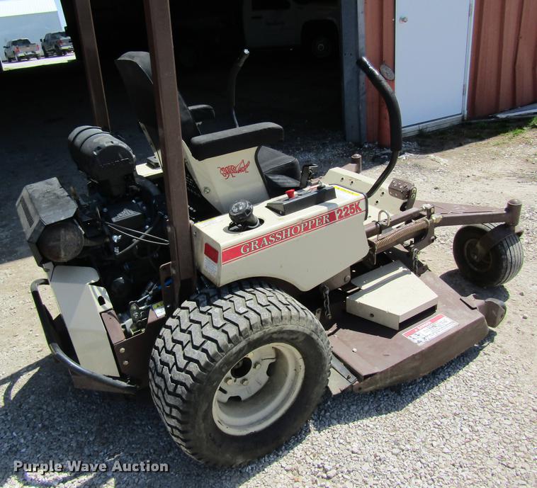 image for item EP9754 2014 Grasshopper 225K ZTR lawn mower