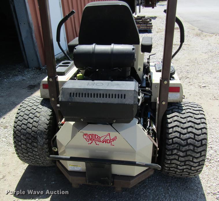 image for item EP9754 2014 Grasshopper 225K ZTR lawn mower