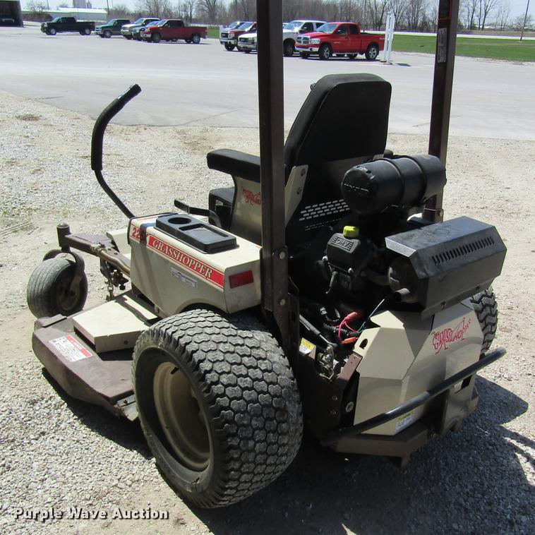 image for item EP9754 2014 Grasshopper 225K ZTR lawn mower