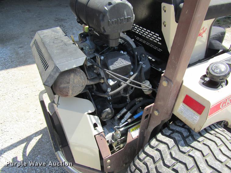 image for item EP9754 2014 Grasshopper 225K ZTR lawn mower