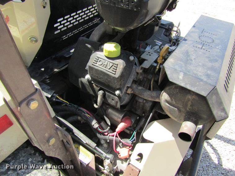 image for item EP9754 2014 Grasshopper 225K ZTR lawn mower