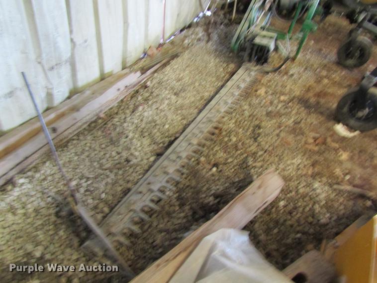 image for item EP9755 Frontier sickle mower