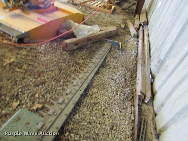 image for item EP9755 Frontier sickle mower